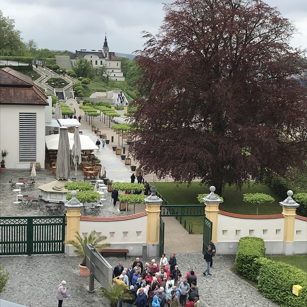 Stiftsrestaurant und barocke Stiegenanlage Stiftsrestaurant und barocke Stiegenanlage