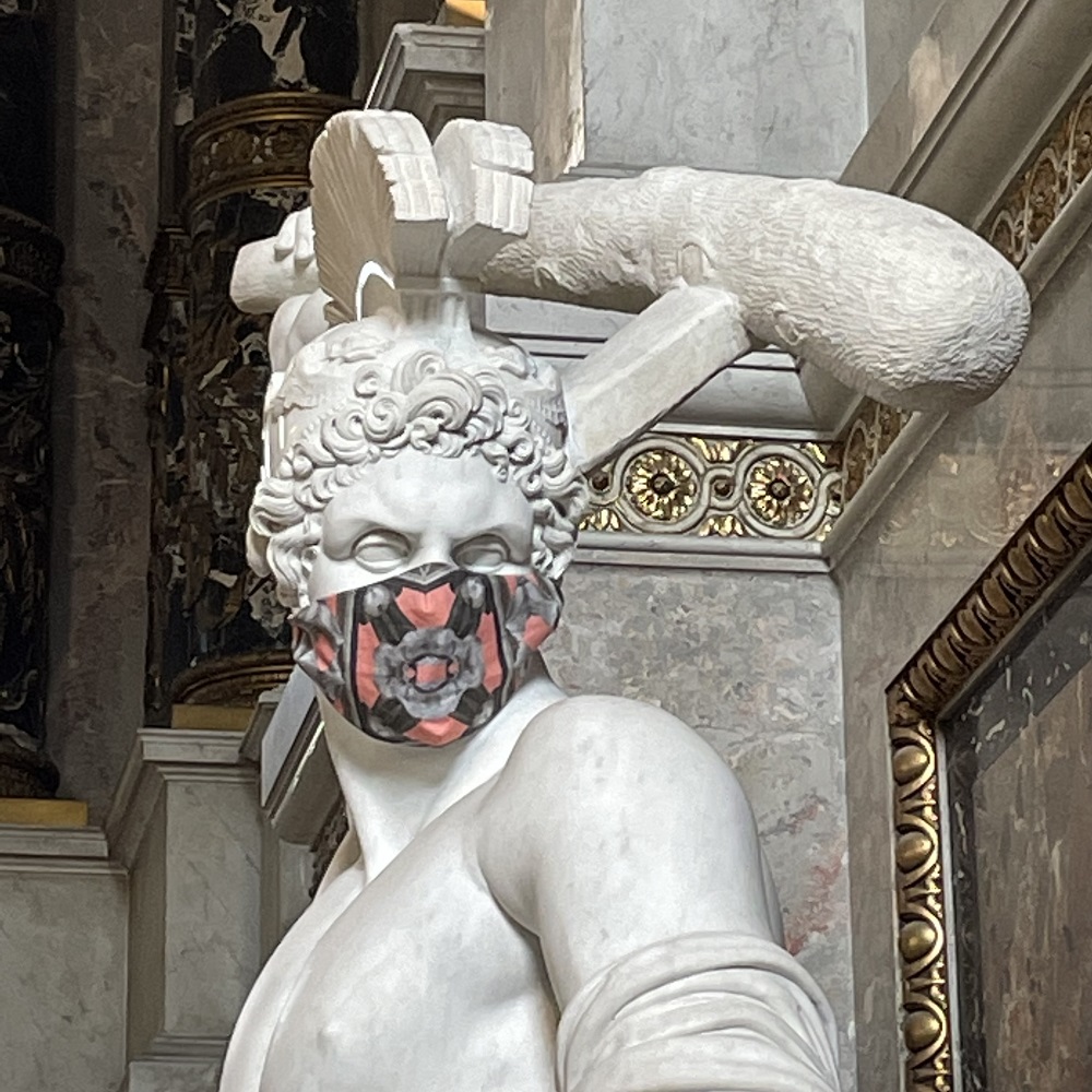 Theseus Statue im Stiegenaufgang